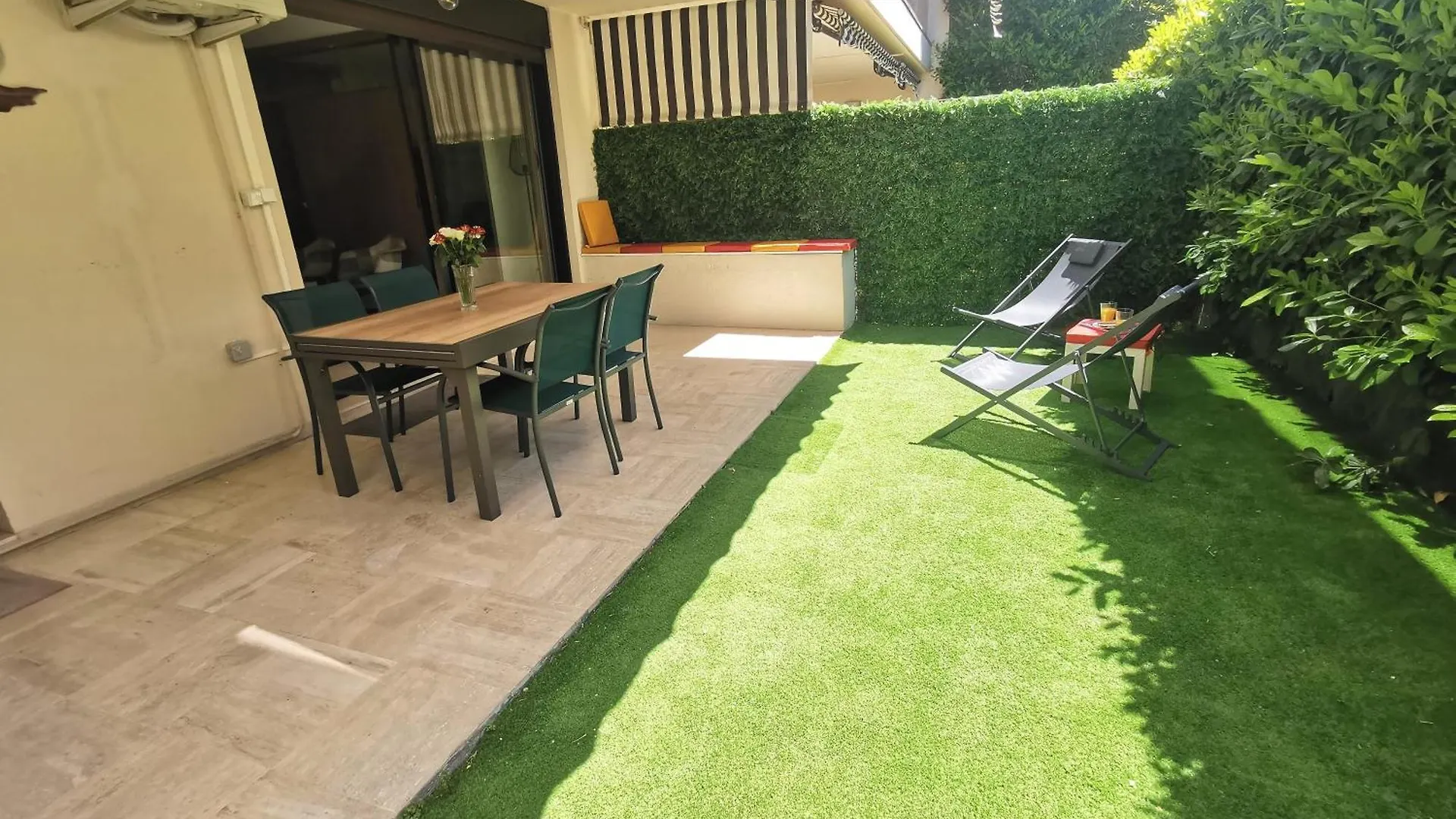 Magnifique Et Grand Studio, Piscine, Parking, Tres Calme Residence De Standing Cannes Lägenhet